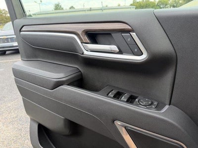 2025 Chevrolet Silverado 1500 LT (2FL)