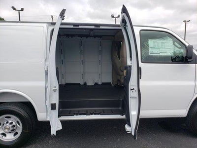 2025 Chevrolet Express Cargo 2500 Base