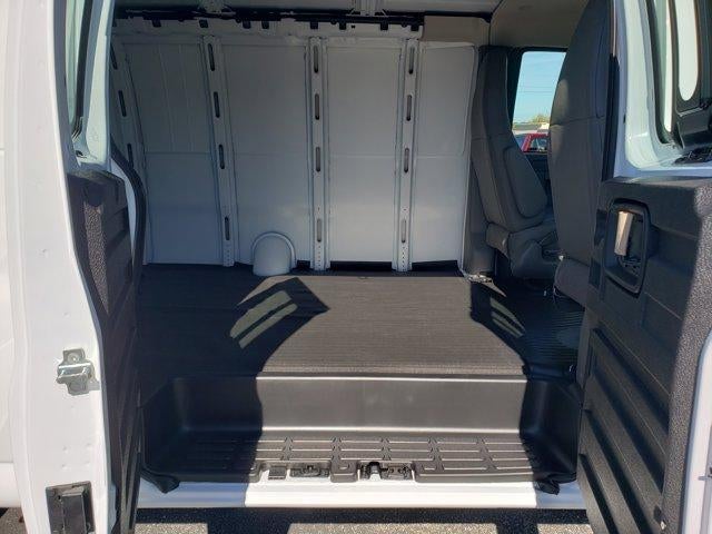 2025 Chevrolet Express Cargo 2500 Base