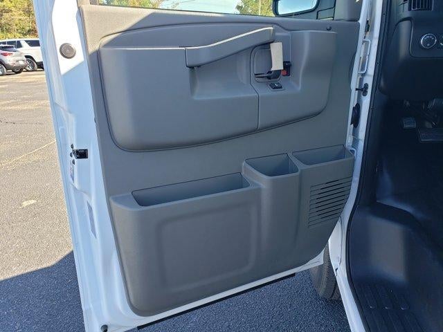 2025 Chevrolet Express Cargo 2500 Base