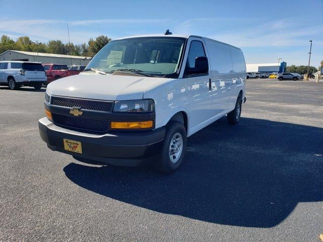2025 Chevrolet Express Cargo 2500 Base