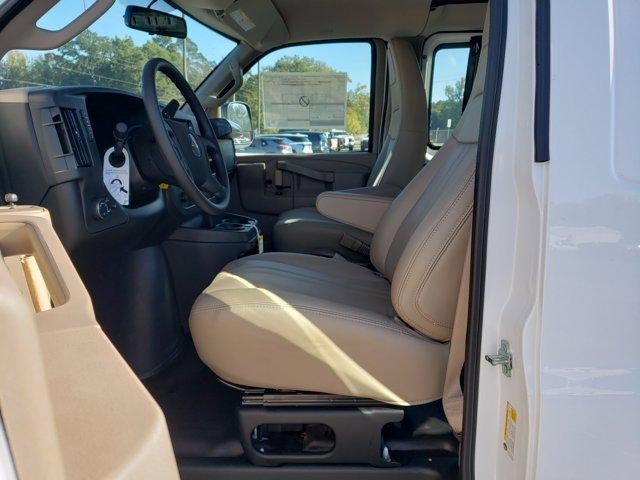 2025 Chevrolet Express Cargo 2500 Base