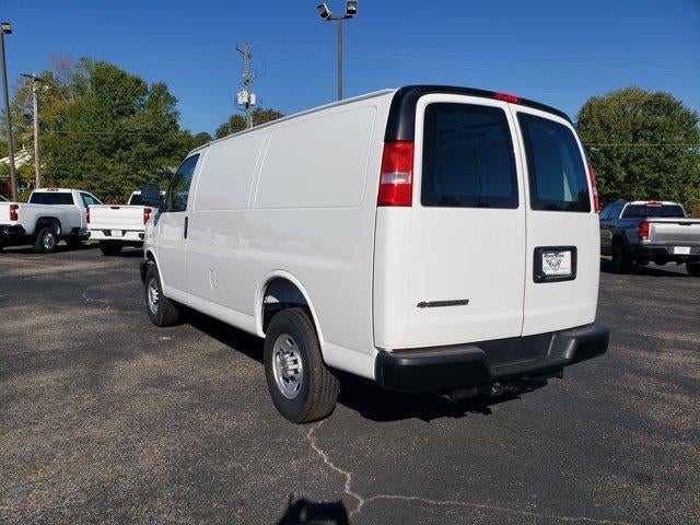 2025 Chevrolet Express Cargo 2500 Base