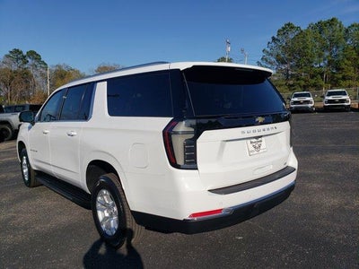 2026 Chevrolet Suburban LT