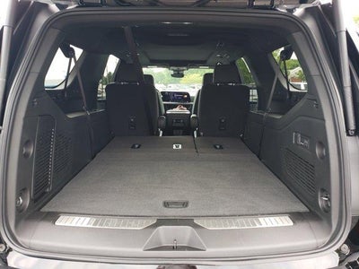 2025 Chevrolet Suburban RST