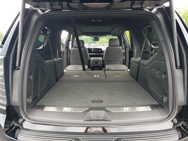 2025 Chevrolet Suburban RST