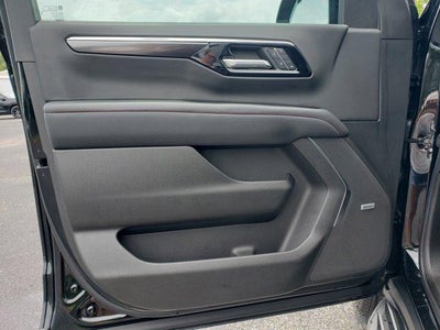 2025 Chevrolet Suburban RST