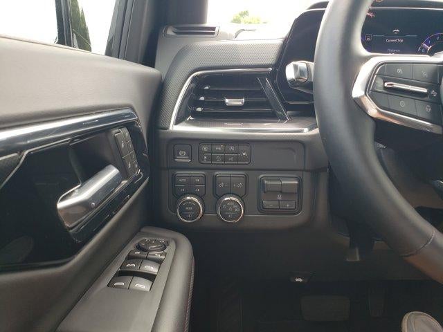2025 Chevrolet Suburban RST