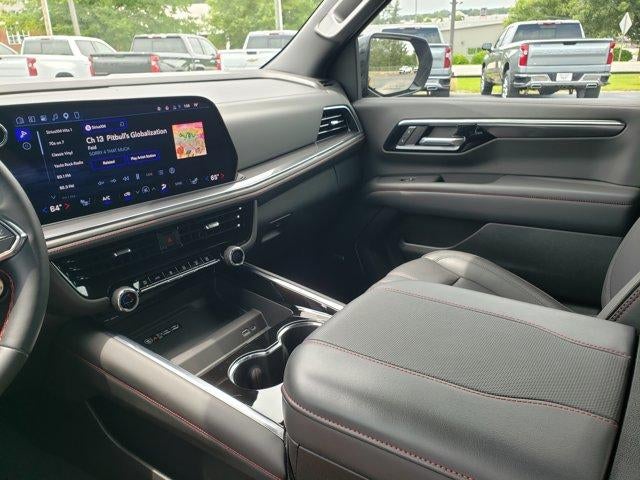 2025 Chevrolet Suburban RST