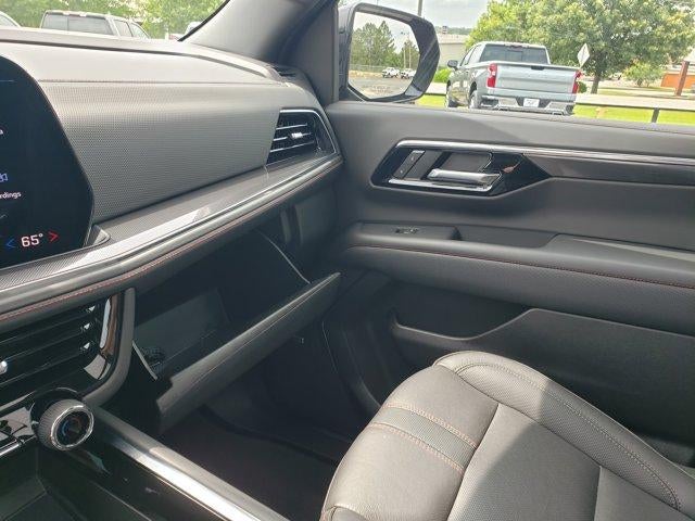 2025 Chevrolet Suburban RST
