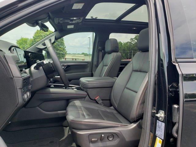 2025 Chevrolet Suburban RST