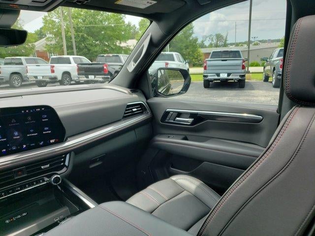 2025 Chevrolet Suburban RST