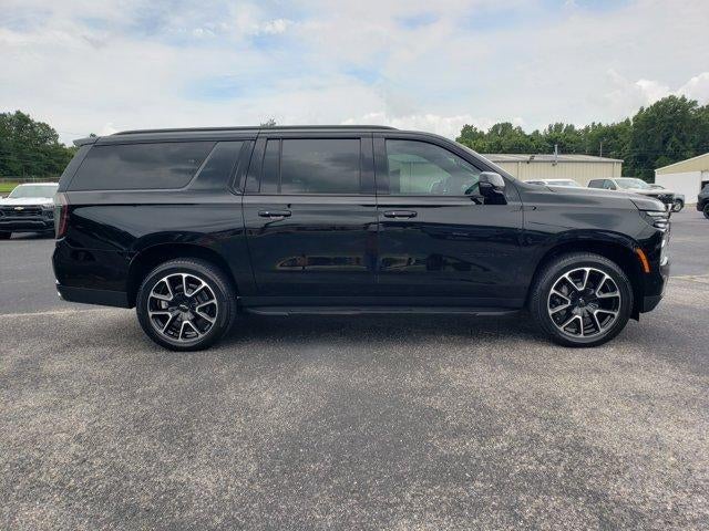 2025 Chevrolet Suburban RST