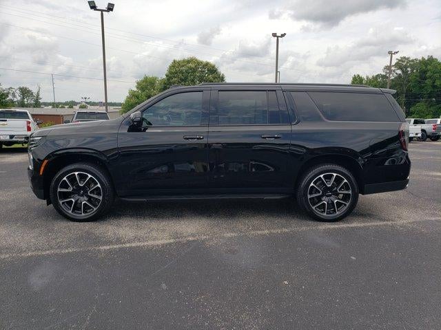 2025 Chevrolet Suburban RST