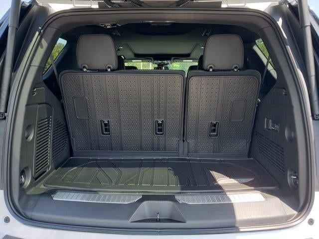 2026 Chevrolet Tahoe Z71 - Photo 11
