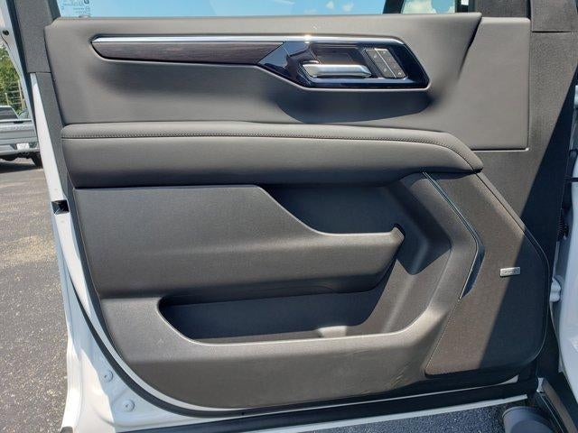 2026 Chevrolet Tahoe Z71 - Photo 14