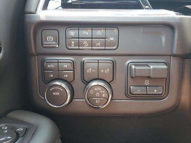 2026 Chevrolet Tahoe Z71 - Photo 17