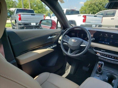 2024 Cadillac XT4 Premium Luxury