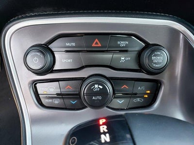 2022 Dodge Challenger SXT