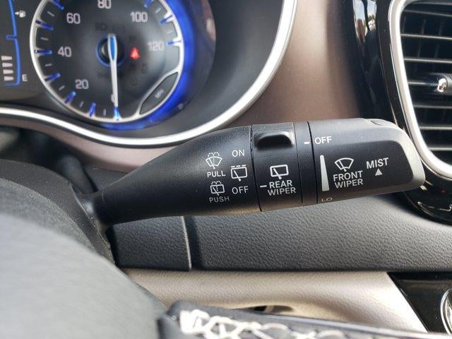 2024 Chrysler Voyager LX