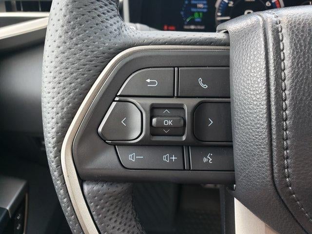 2025 Toyota Tundra 4WD SR5
