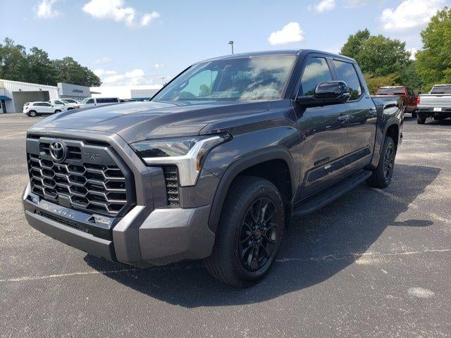 2025 Toyota Tundra 4WD SR5