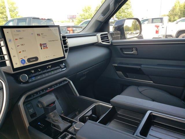 2025 Toyota Tundra 4WD SR5