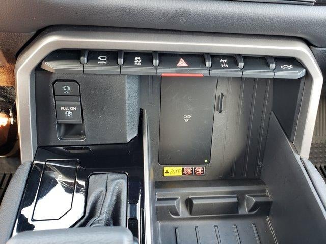 2025 Toyota Tundra 4WD SR5