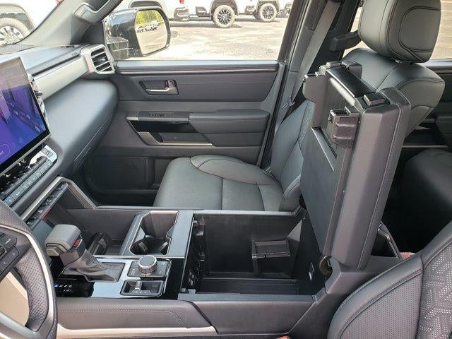 2025 Toyota Tundra 4WD SR5