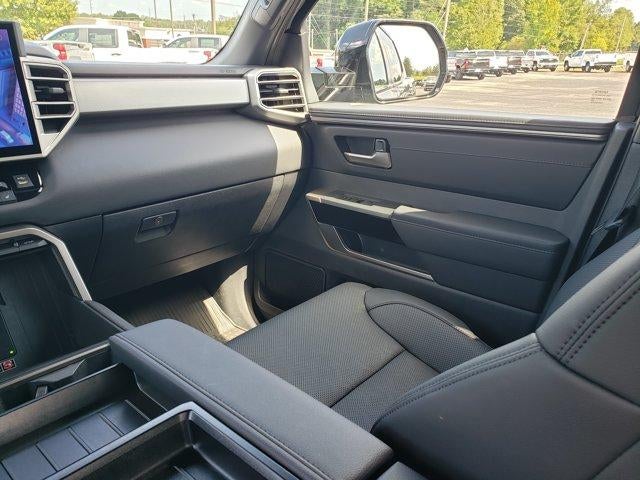 2025 Toyota Tundra 4WD SR5
