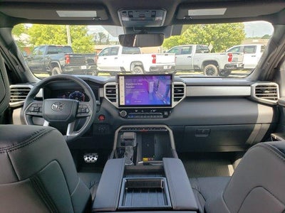 2025 Toyota Tundra 4WD SR5