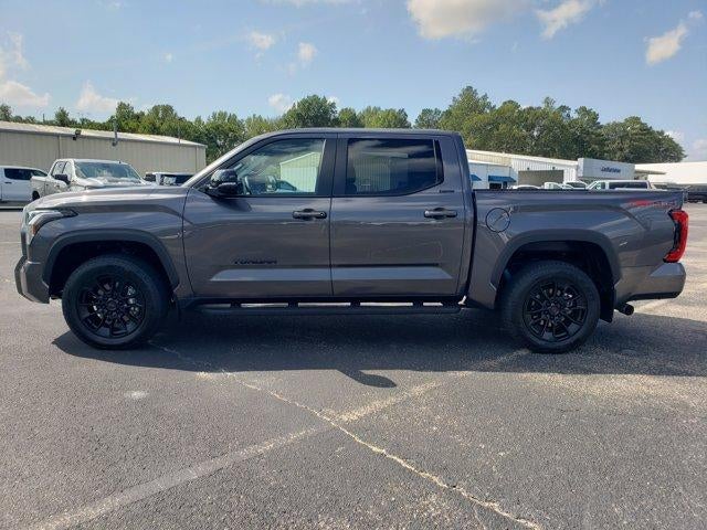 2025 Toyota Tundra 4WD SR5